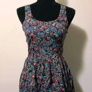 Forever 21 Floral Sleeveless Pull Over Dress